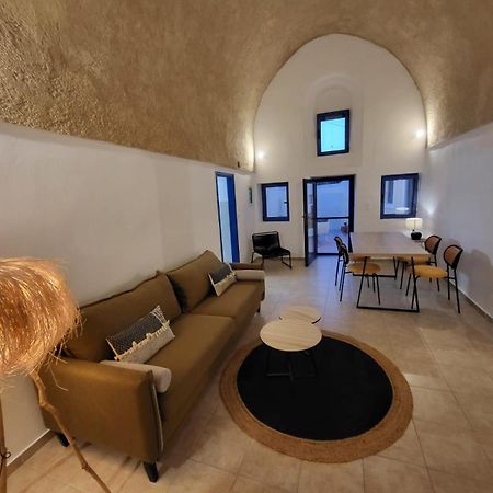 Luxury Cave Houses Mesaria Exterior photo