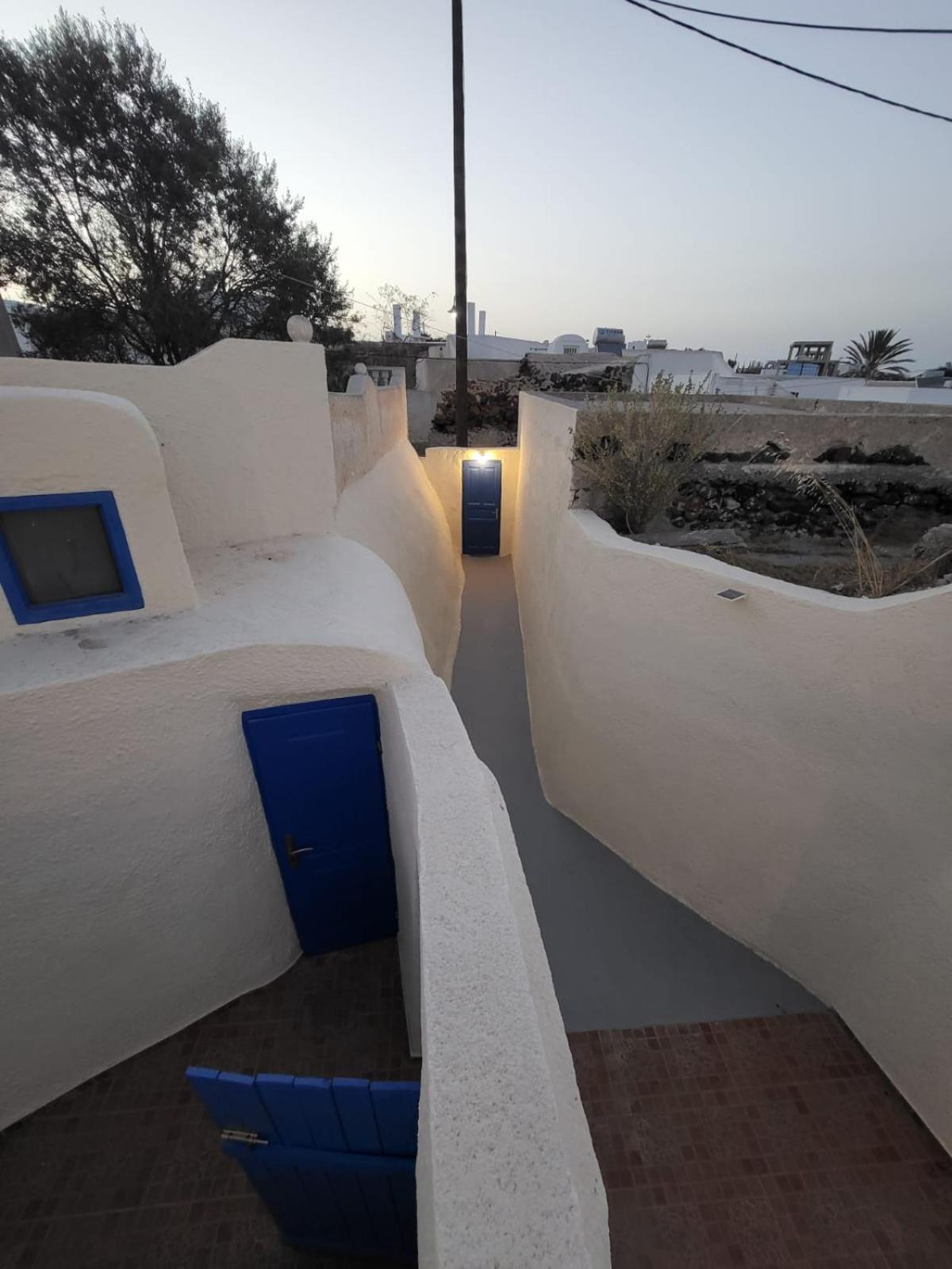 Luxury Cave Houses Mesaria Exterior photo