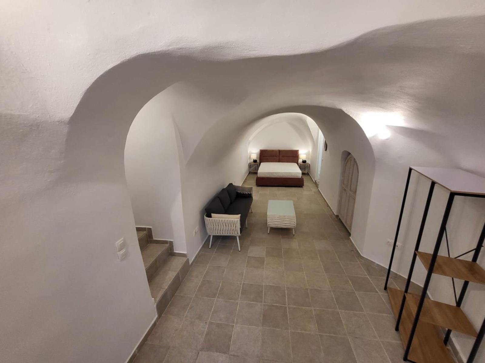 Luxury Cave Houses Mesaria Exterior photo