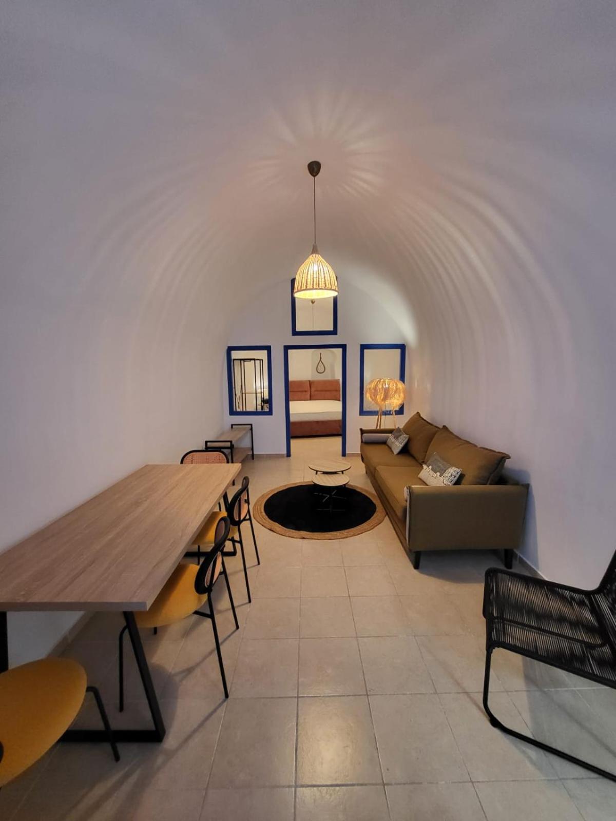 Luxury Cave Houses Mesaria Exterior photo