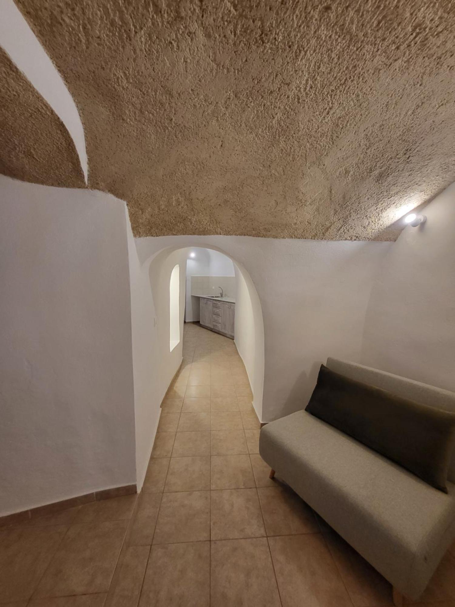 Luxury Cave Houses Mesaria Exterior photo