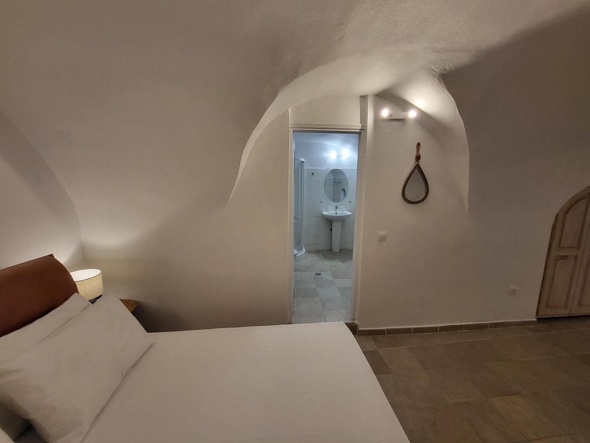Luxury Cave Houses Mesaria Exterior photo